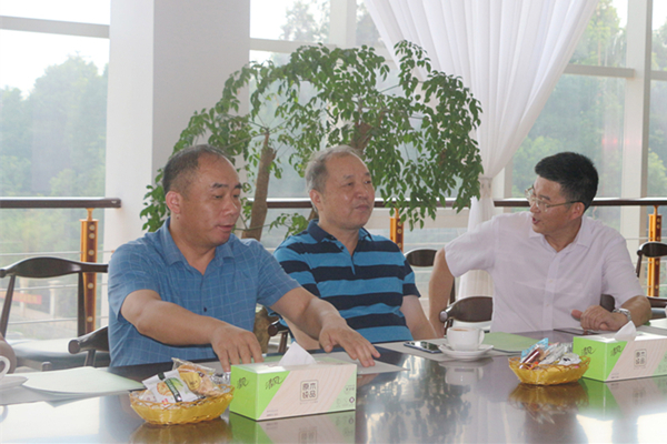 1596596812958371.jpg 咖啡吧座談.jpg