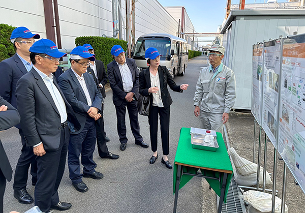 1699942310397232.jpg 明石工廠參觀碳捕捉技術(shù).jpg