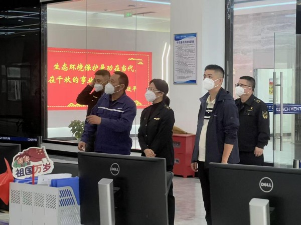 1761701251776553.jpg 市場監督局局長朱杭萍一行至的德興海創參觀調研 (1).jpg